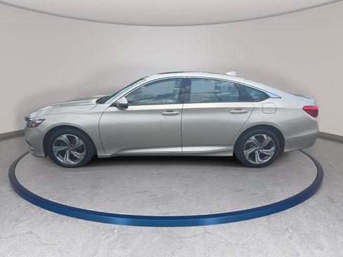 Used 2018 Honda Accord EX-L image 8