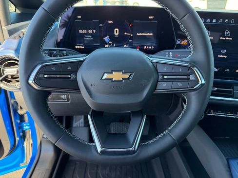 New 2026 Chevrolet Equinox EV LT image 11