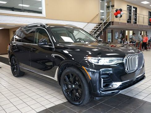 Used 2019 BMW X7 xDrive50i w/ Premium Package AWD/4WD image 22