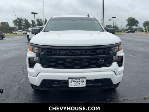 Used 2022 Chevrolet Silverado 1500 Custom RWD image 3