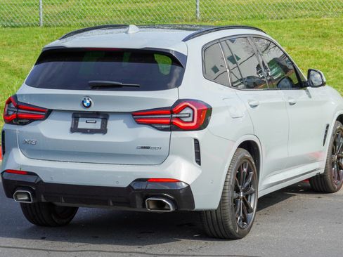 Used 2023 BMW X3 sDrive30i w/ M Sport Package RWD image 9