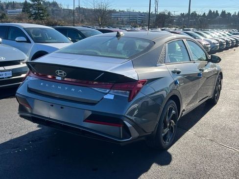 New 2026 Hyundai Elantra SEL Sport image 4