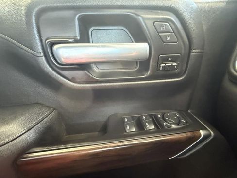 Used 2021 GMC Sierra 1500 SLT w/ SLT Convenience Package image 32