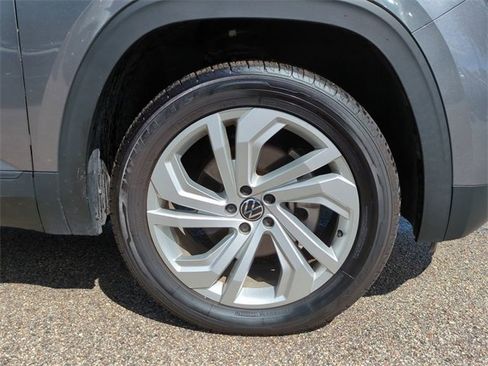 Used 2022 Volkswagen Atlas SE image 11