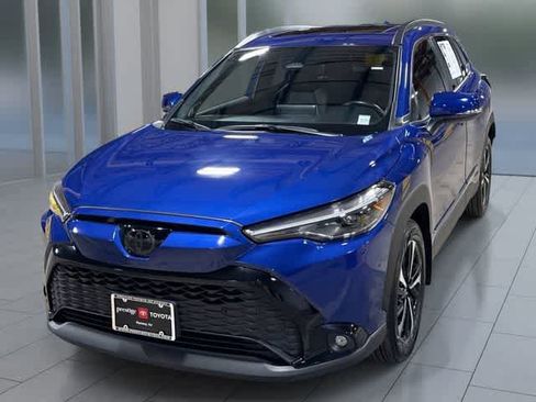 Used 2024 Toyota Corolla Cross AWD Hybrid w/ Convenience Package image 1