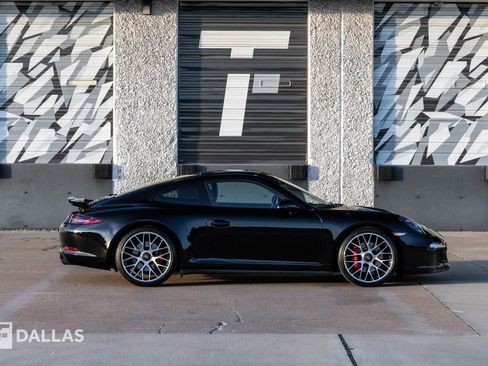 Used 2015 Porsche 911 Carrera GTS image 17