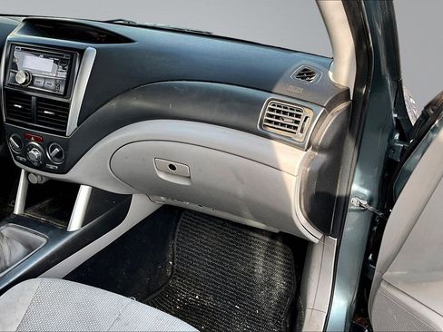 Used 2011 Subaru Forester 2.5X Premium w/ All-Weather Pkg AWD/4WD image 19