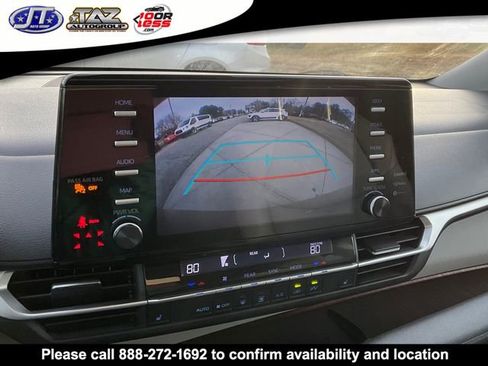 Used 2022 Toyota Sienna XLE image 20