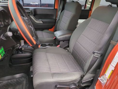 Used 2011 Jeep Wrangler Unlimited Sport image 12