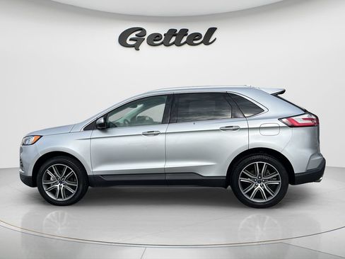 Used 2019 Ford Edge Titanium FWD image 8