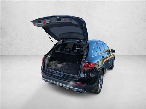 Used 2021 Mercedes-Benz GLC 300 image 26