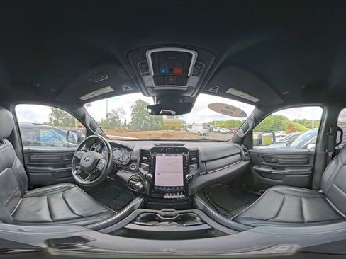 Used 2022 RAM 1500 Limited AWD/4WD image 9