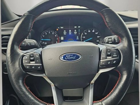 Used 2022 Ford Explorer ST-Line AWD/4WD image 15