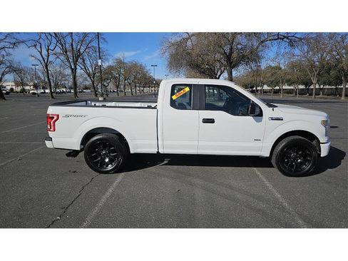 Used 2015 Ford F150 XL w/ Equipment Group 101A Mid image 4