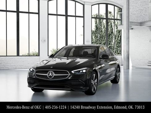 Used 2025 Mercedes-Benz C 300 4MATIC Sedan image 41