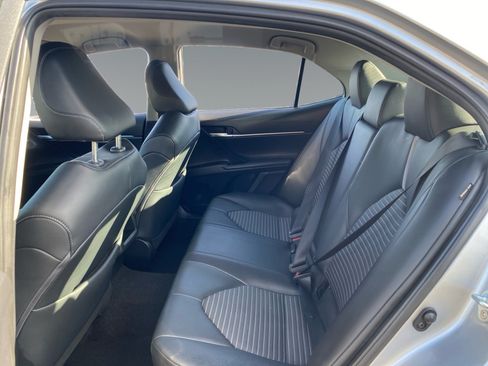 Used 2024 Toyota Camry SE FWD image 13