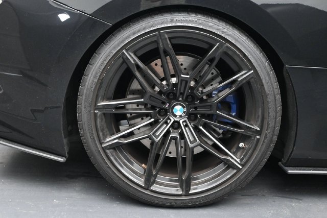 Used 2025 BMW M2 w/ Lighting Package RWD image 40