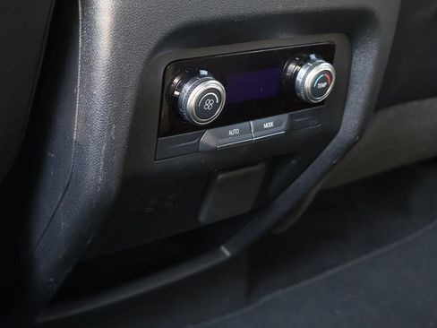 Used 2024 GMC Acadia Elevation FWD image 32