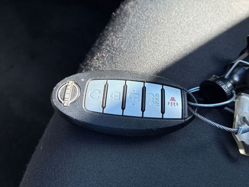 Used 2025 Nissan Altima 2.5 SV image 21