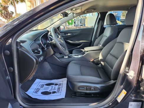 Used 2023 Chevrolet Malibu LT image 9