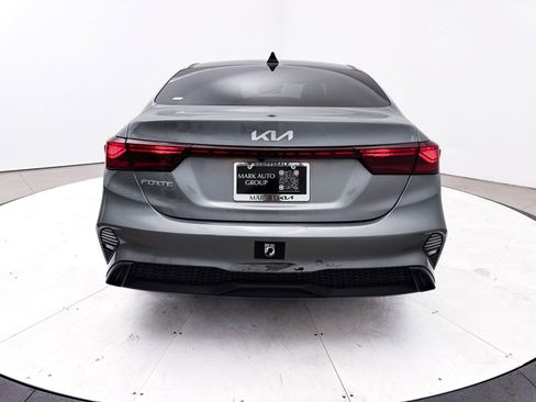 Used 2022 Kia Forte LXS image 13