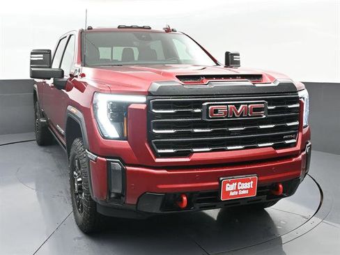Used 2024 GMC Sierra 2500 AT4 w/ AT4 Premium Plus Package image 3