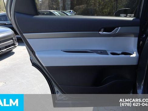 Used 2025 Hyundai Palisade SEL image 21