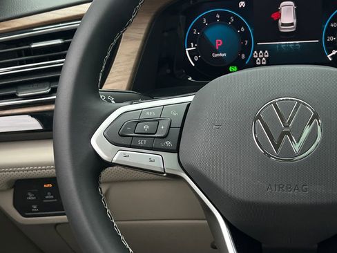 New 2026 Volkswagen Atlas SE image 27