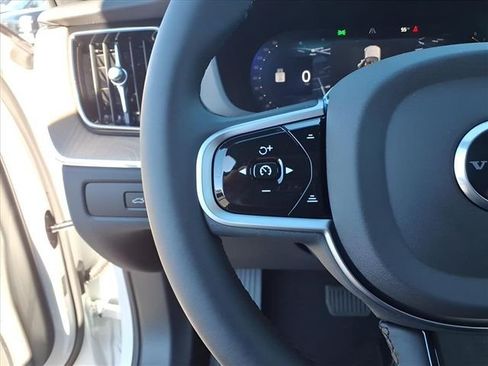 New 2026 Volvo XC60 B5 Plus w/ Protection Package Premier AWD/4WD image 21