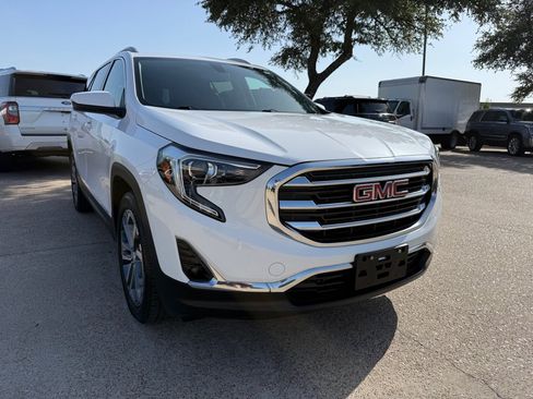Used 2019 GMC Terrain SLT w/ Preferred Package FWD image 1