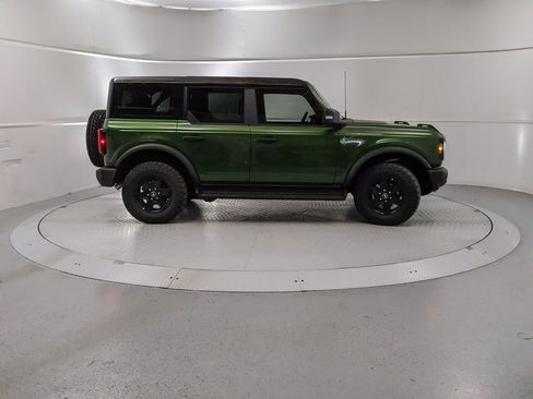 New 2025 Ford Bronco Outer Banks image 2