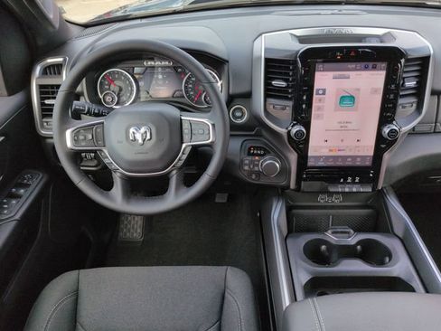 New 2026 RAM 1500 Big Horn AWD/4WD image 15