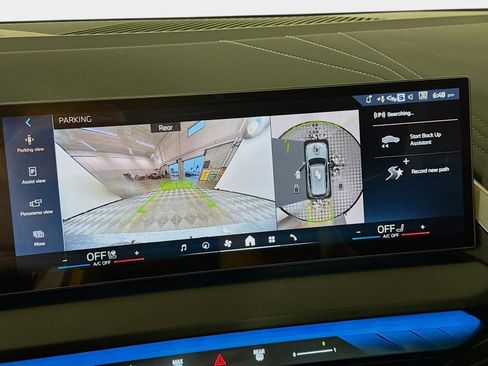 Used 2025 BMW X3 xDrive30i w/ Premium Package image 16