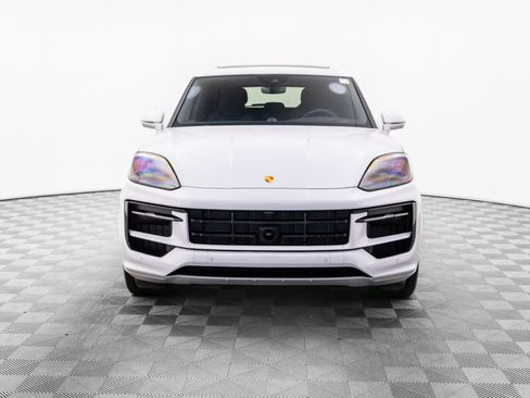 Used 2026 Porsche Cayenne GTS AWD/4WD image 9
