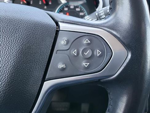 Used 2020 Chevrolet Traverse LT AWD/4WD image 24