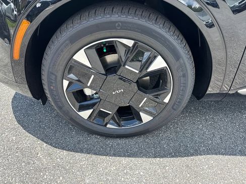 New 2026 Kia Sportage SX image 11