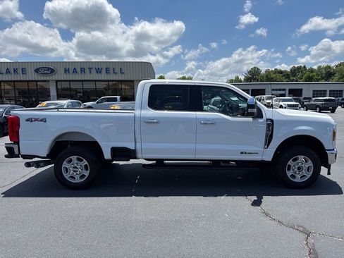 Used 2025 Ford F250 XLT AWD/4WD image 23