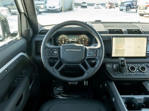 New 2025 Land Rover Defender 110 V8 image 12