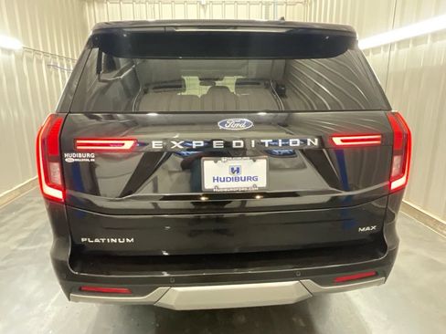 Used 2025 Ford Expedition Max Platinum AWD/4WD image 26