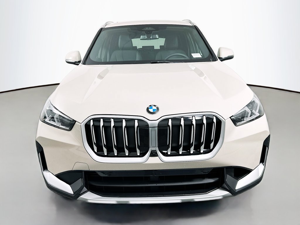 Used 2026 BMW X1 xDrive28i w/ Technology Package AWD/4WD image 2