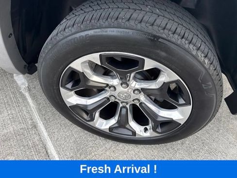 Used 2023 RAM 1500 Limited AWD/4WD image 19
