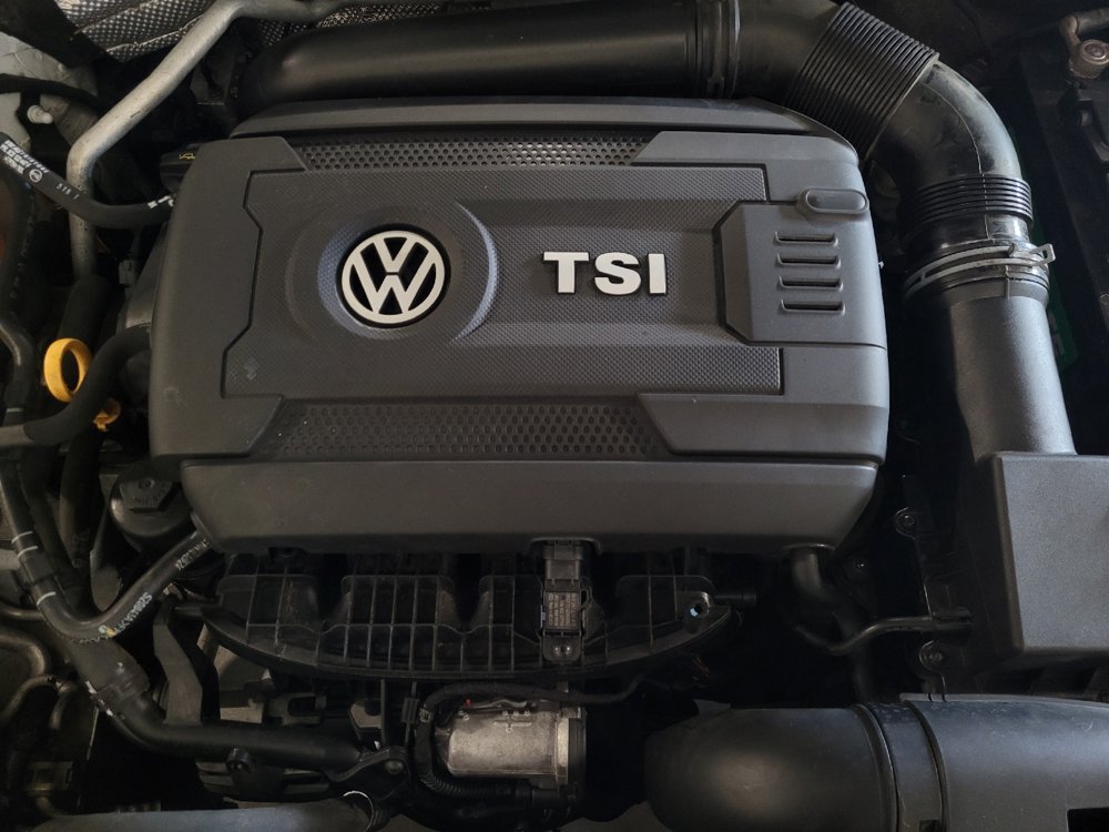 Used 2016 Volkswagen Jetta Sport FWD image 30