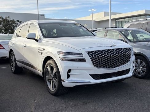 Used 2023 Genesis GV80 3.5T w/ Advanced Package image 3