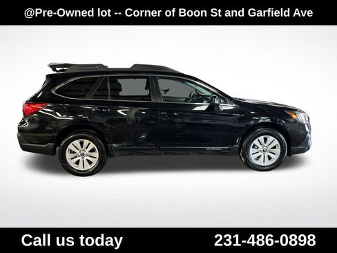 Used 2019 Subaru Outback 2.5i Premium AWD/4WD image 6