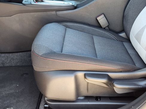 New 2026 Chevrolet Trax RS w/ Sunroof Package FWD image 21