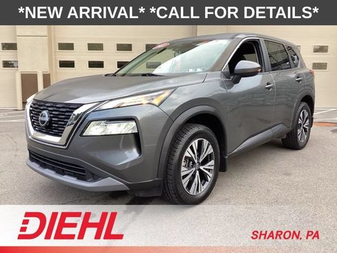 Used 2022 Nissan Rogue SV AWD/4WD image 3