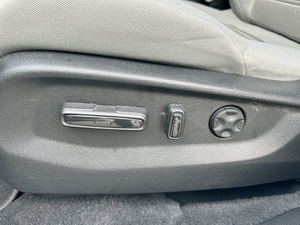 Used 2022 Honda CR-V EX image 12