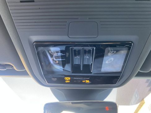 Used 2022 Audi Q4 e-tron Premium Plus image 43