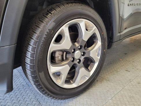 Used 2019 Jeep Compass Limited w/ Safety & Security Group AWD/4WD image 31