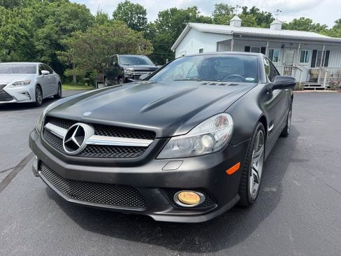 Used 2011 Mercedes-Benz SL 550 image 1